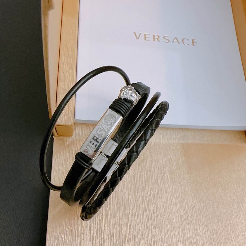 Versace bracelet 04lyx47
